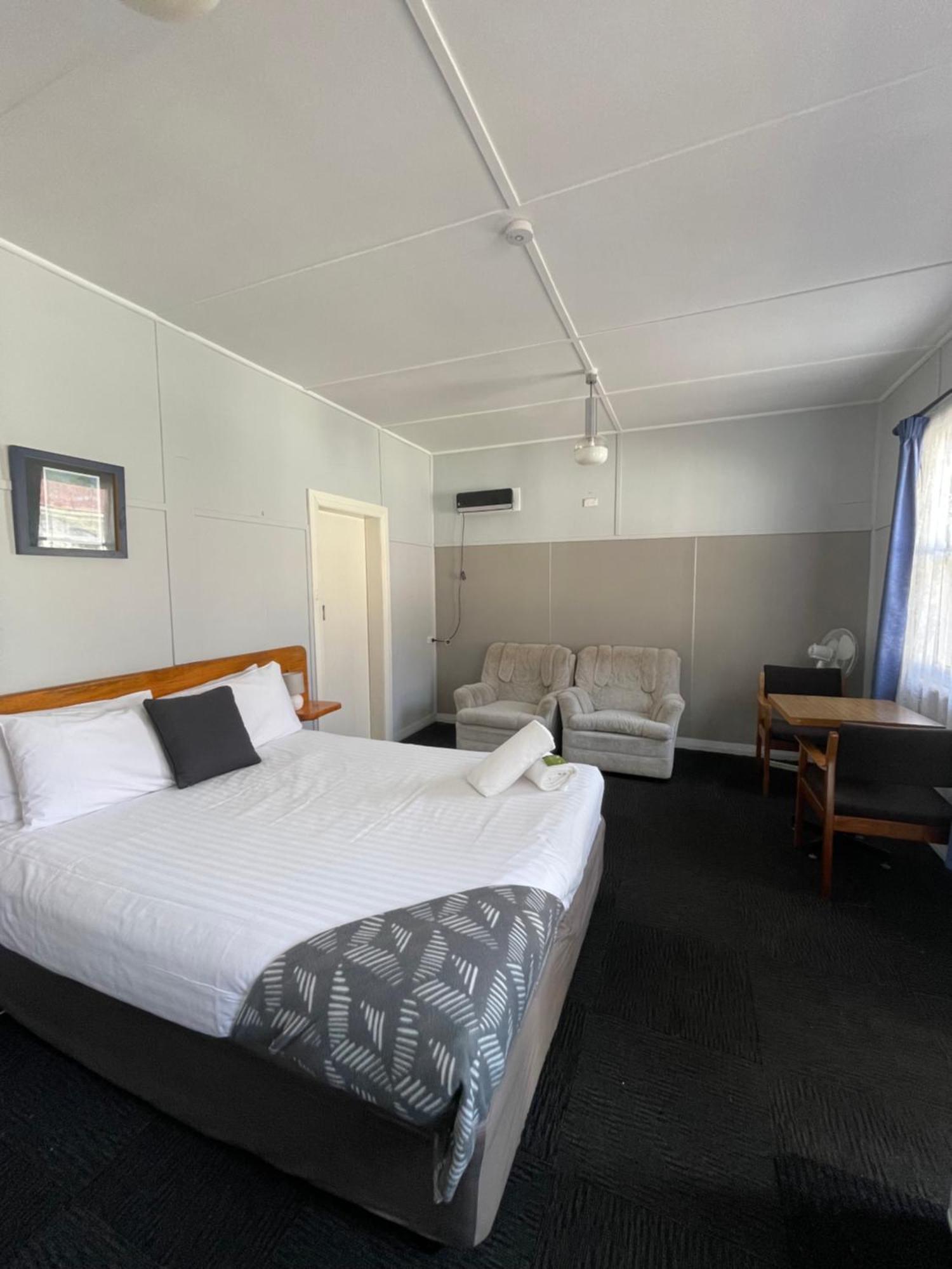 Mountain View Motel Queenstown Buitenkant foto